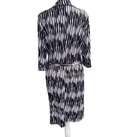 SANDRA Darren dress size 8. - Picture 14 of 14